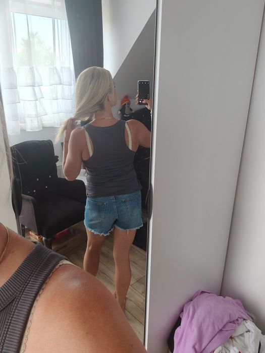 Amisu szara bluza na naramkach roz XL