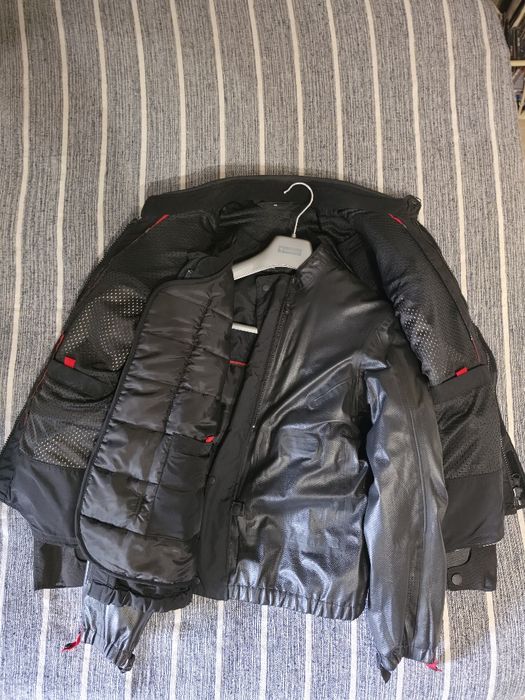 [NOVO] 2 Capacetes HJC com Intercomunicador (L e XL) + Casaco Moto Mulher 3 em 1 (Tam. 44)