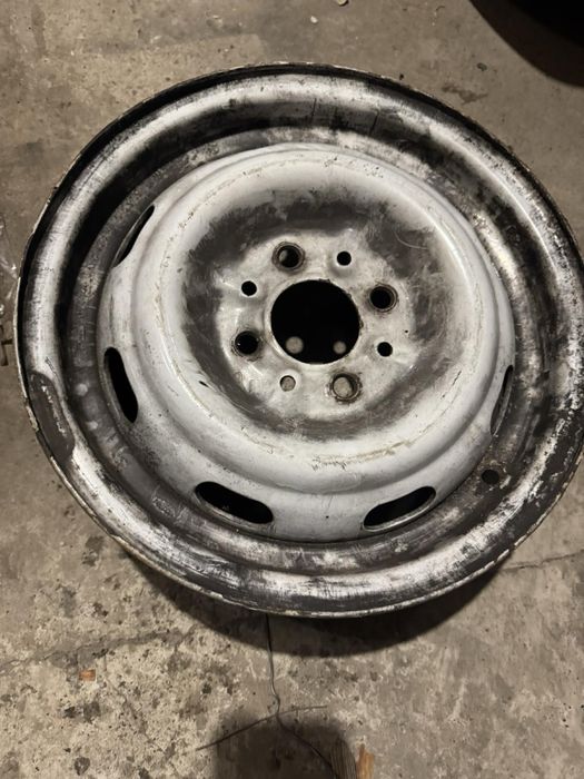 Диск r13 на ВАЗ.