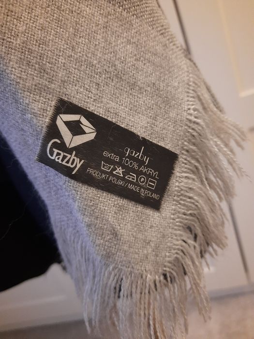 Chusta ciepla w kratkę