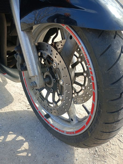 Сузуки катана GSX 750F.