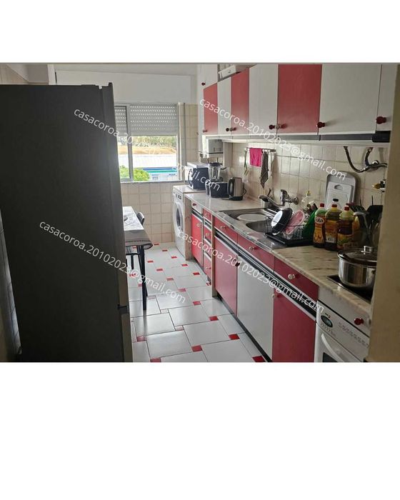 Quarto irá estar disponível no final de outubro ou no início de novembro, para estudante/professor