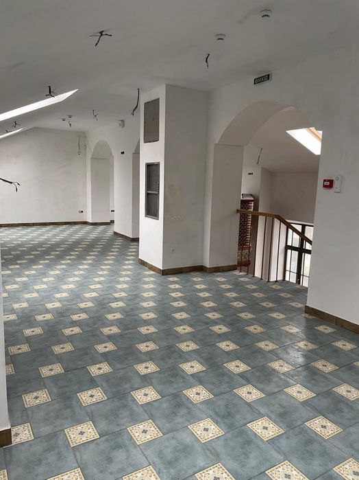 Фасадне комерційне приміщення на Ланжеронівській.