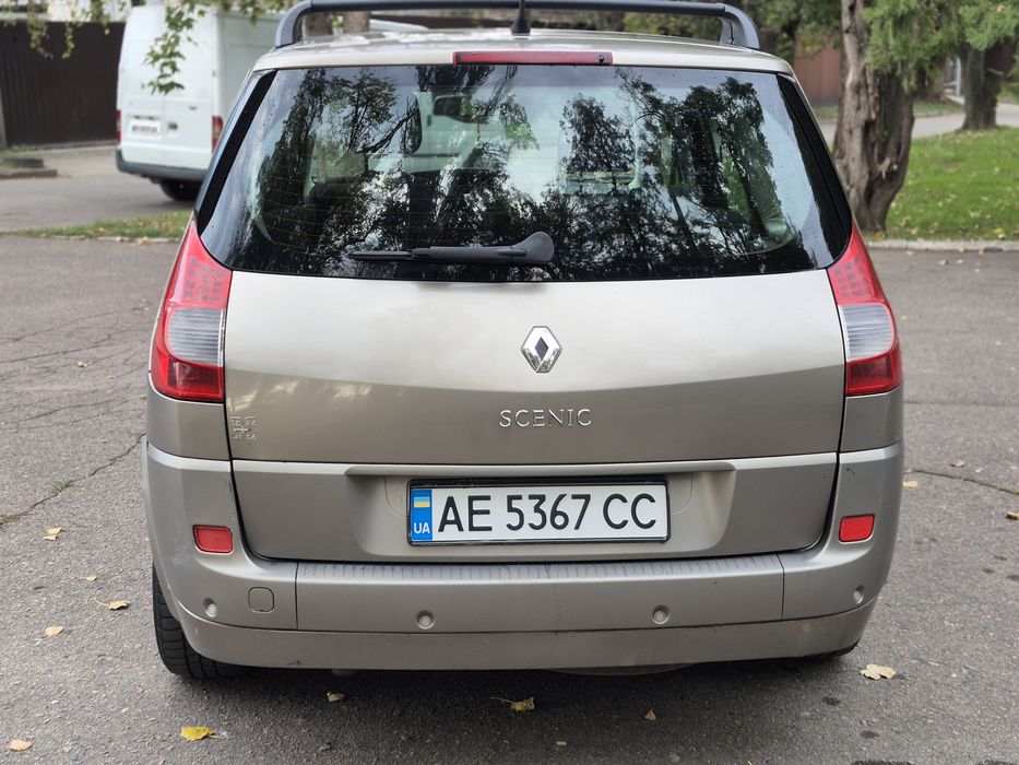 Продам Renault Grand Scenic
