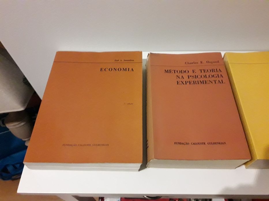 Coleção de livros Fundação Calouste Gulbenkian