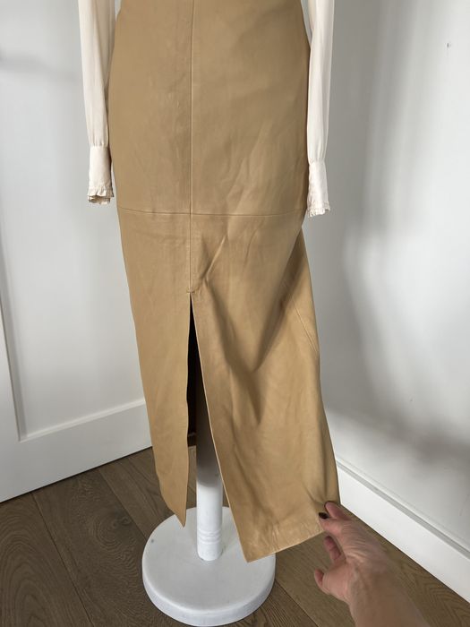 Reserved spódica z owczej skóry S