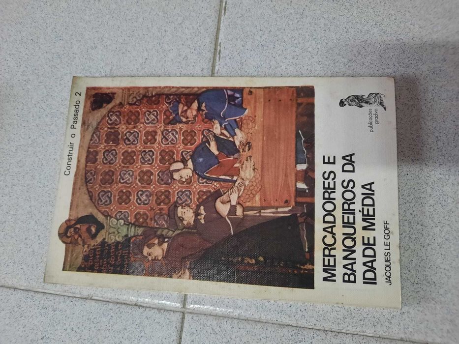 Medieval Merchants and Bankers (Free Shipping)