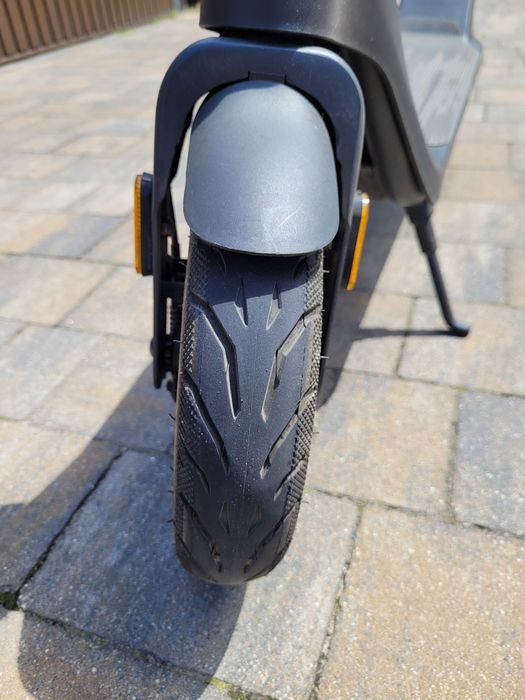 XIAOMI Electric Scooter 4 Lite (2nd Gen) 25km 300W10" Czarny używana