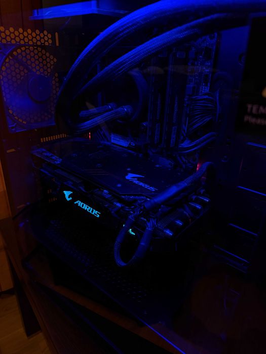 Komputer gamingowy i do pracy i7-8700K/AORUS GTX 1080/ 16 GB RAM / SSD