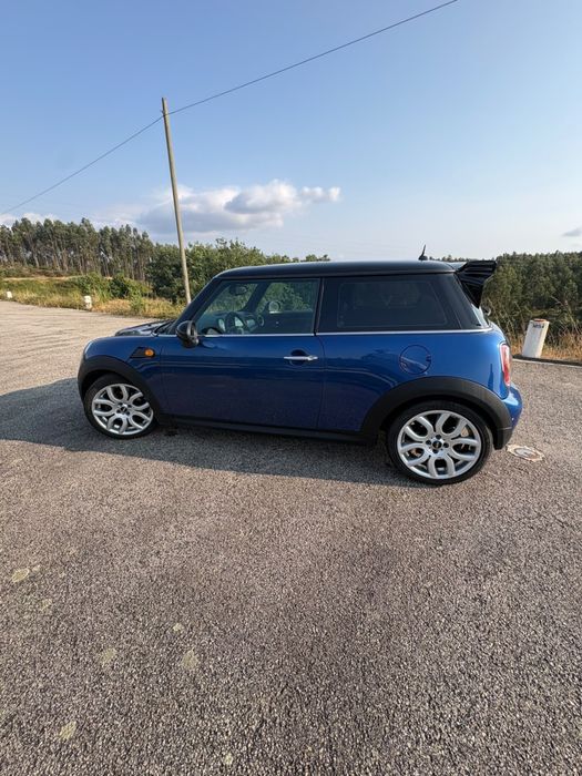 MINI Cooper D 1.6 – Nacional | 2008 | Económico e Cheio de Estilo