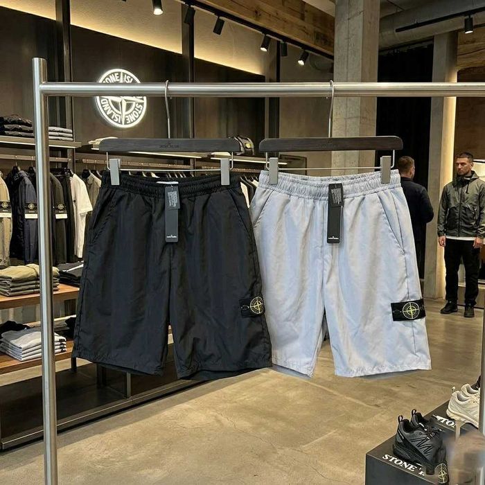 Stone Island Чоловічі шорти » Нейлоновые Шорты Стон Айленд