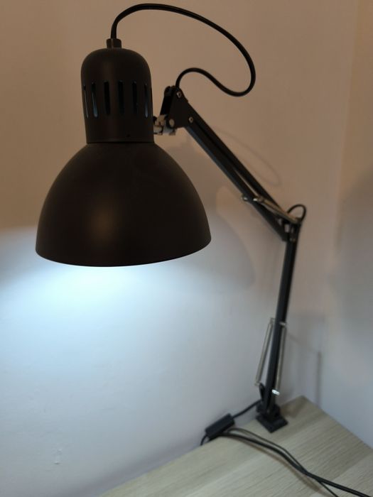 Mesa IKEA 120cm em Perfeito Estado
