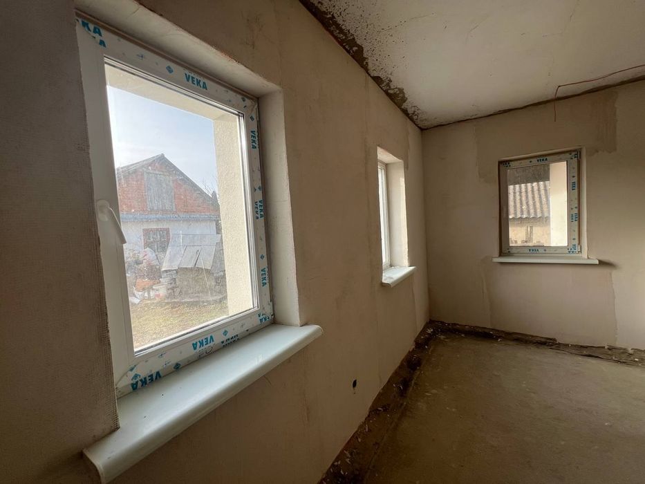 Продаж будинку в Стрижавці