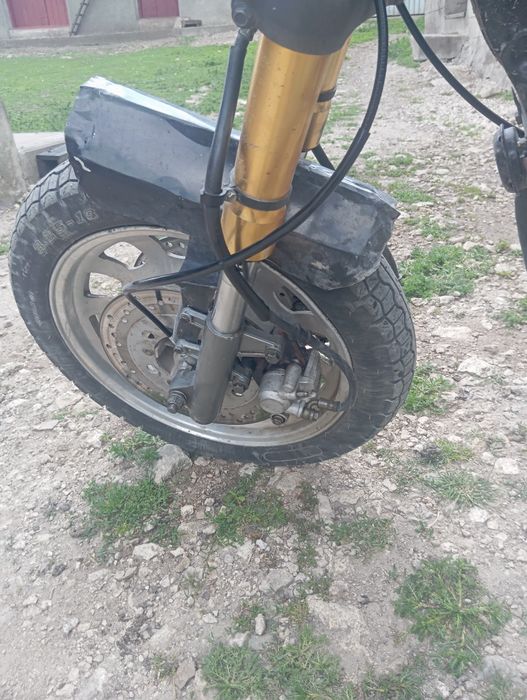 Мотоцикл         .