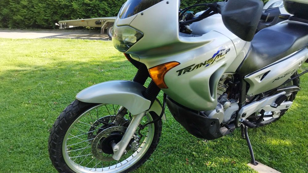 Honda Transalp 650 2002rok