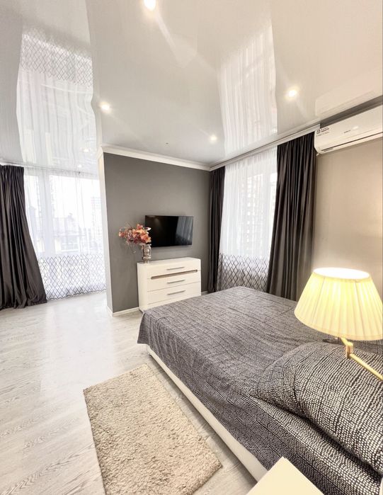 Затишна квартира в центрі! Мінімальне оформлення!