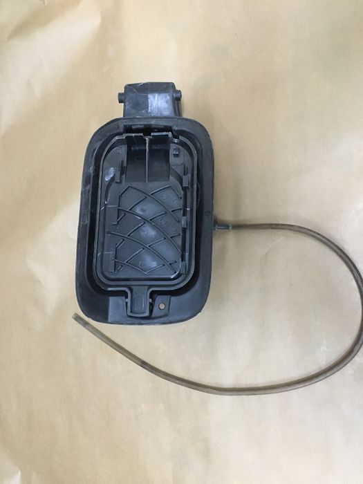 Корпус бензобака пасат B8