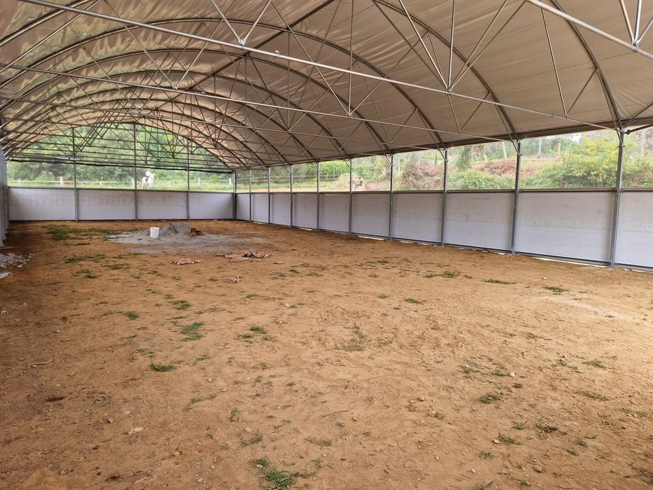 Armazens para arrumos e vacarias