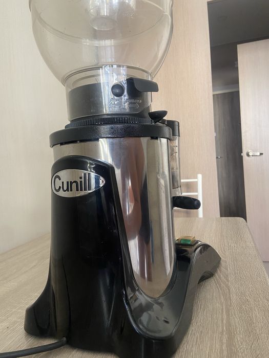 Кавомолка Cunill Brasil