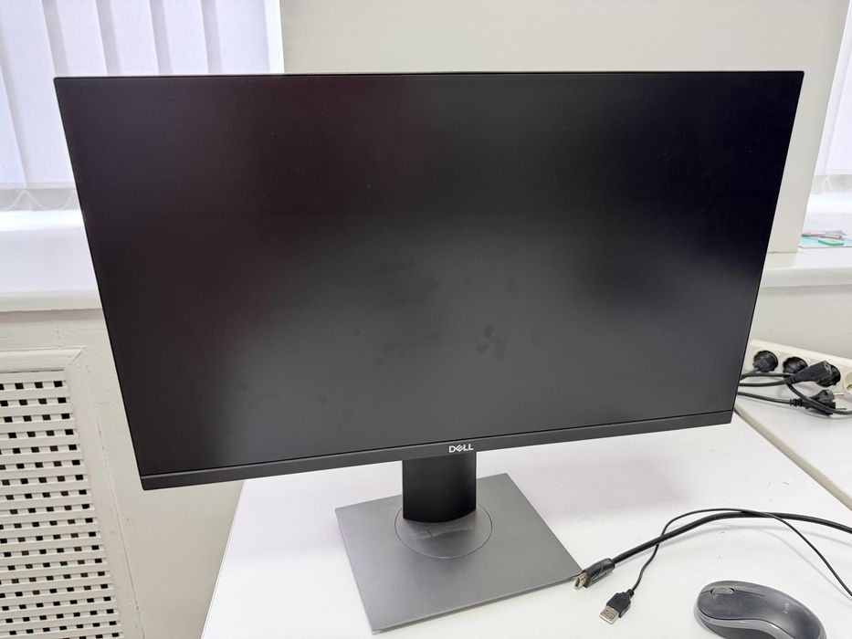 Монітори DELL  в кількості