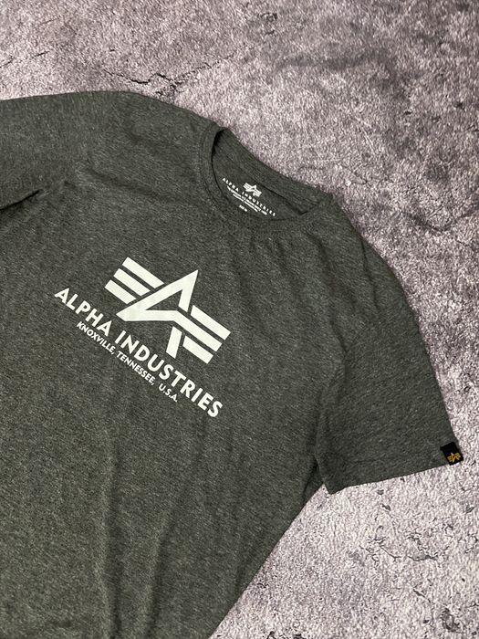 Футболка Alpha Industries grey basic casuals steel