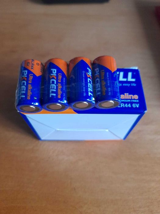 Pilhas 4LR44 6V NOVAS em embalagem original