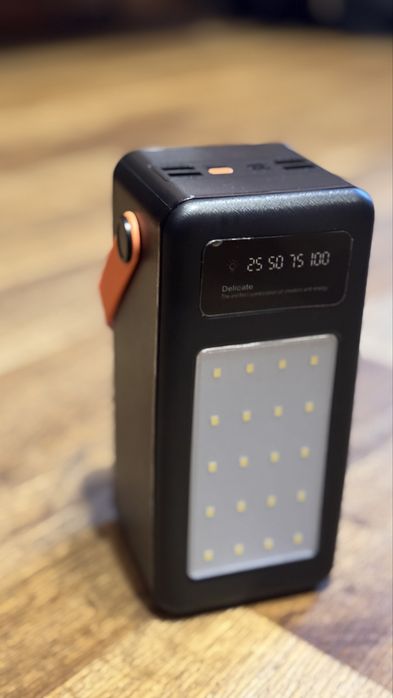 Продам павербанк на 90 000 mAh