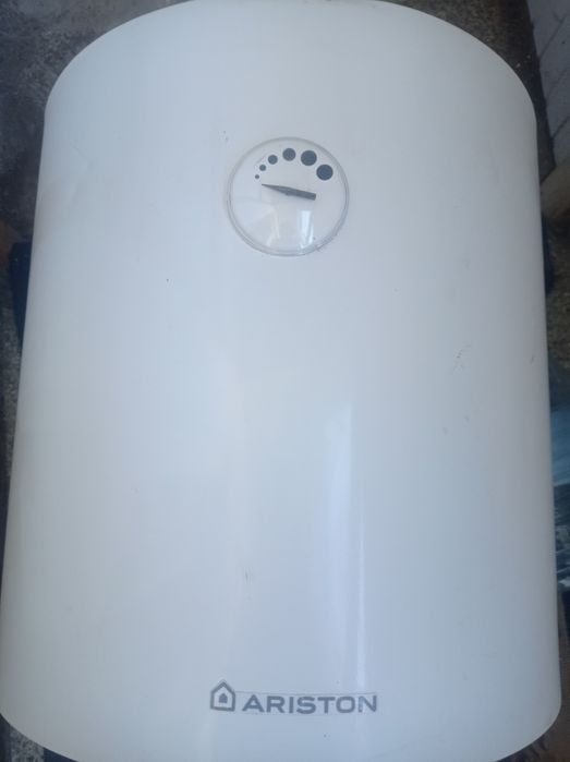 Продам бойлер б/у ARISTON