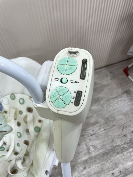 укачивающий центр гойдалка