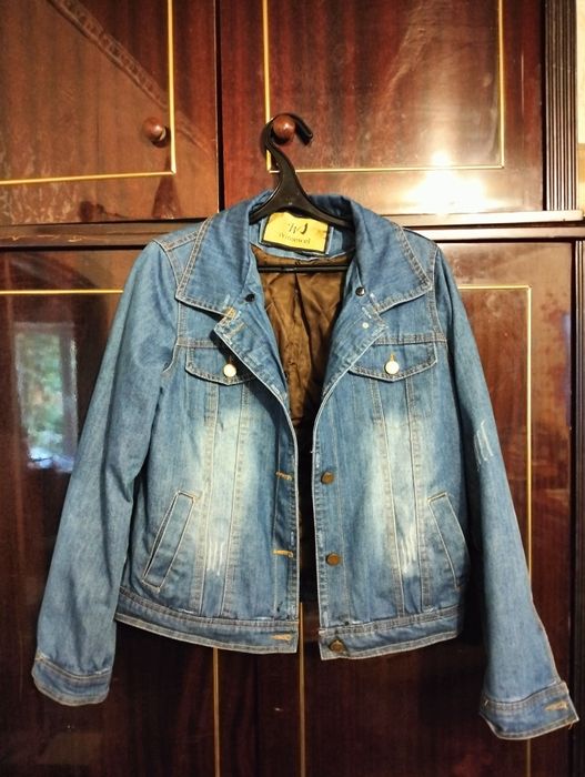 Джинсова курточка з хутром мехом