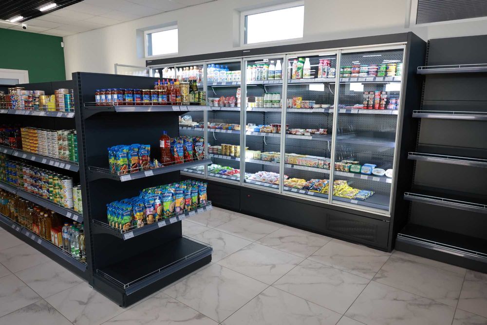Гастрономія, морозильні та холодильні вітрини, ларі, стелажі, каси