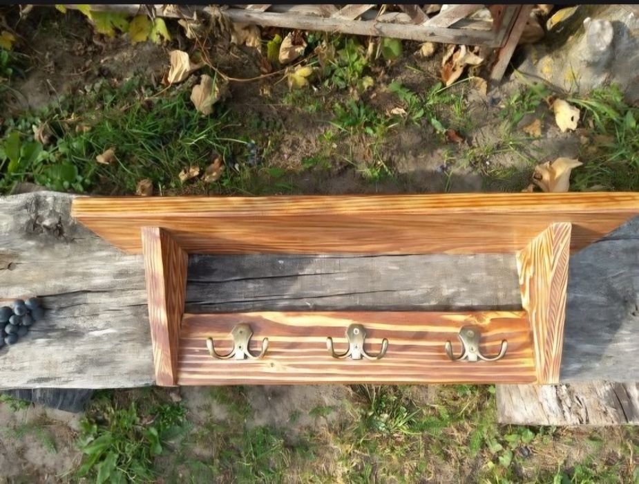 Półka rustykalna drewniana