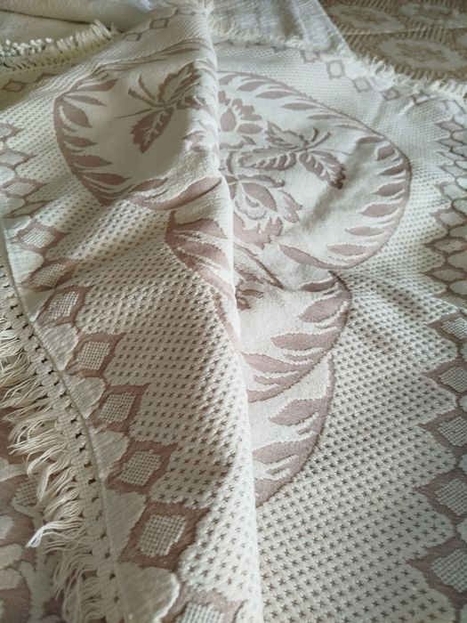 Três colchas cama em algodão vintage