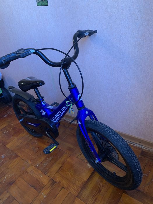Дитячий велосипед