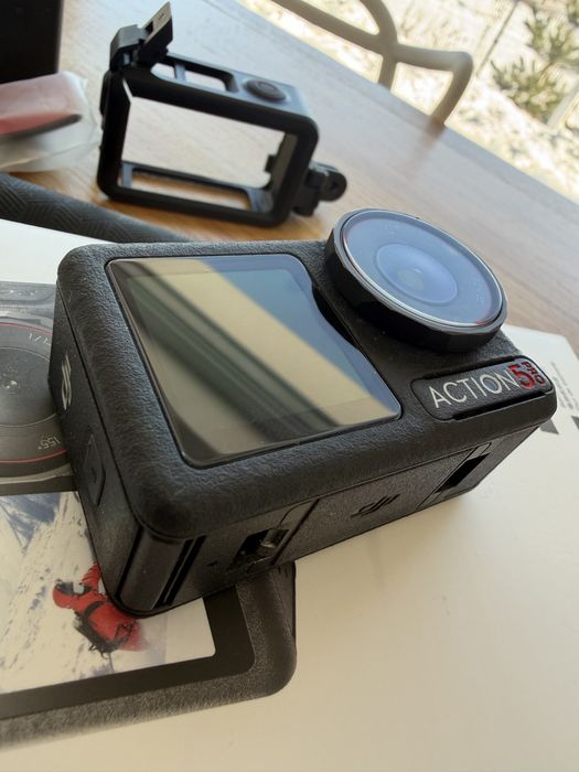DJI Osmo Action 5 Pro Adventure Combo kamera sportowa