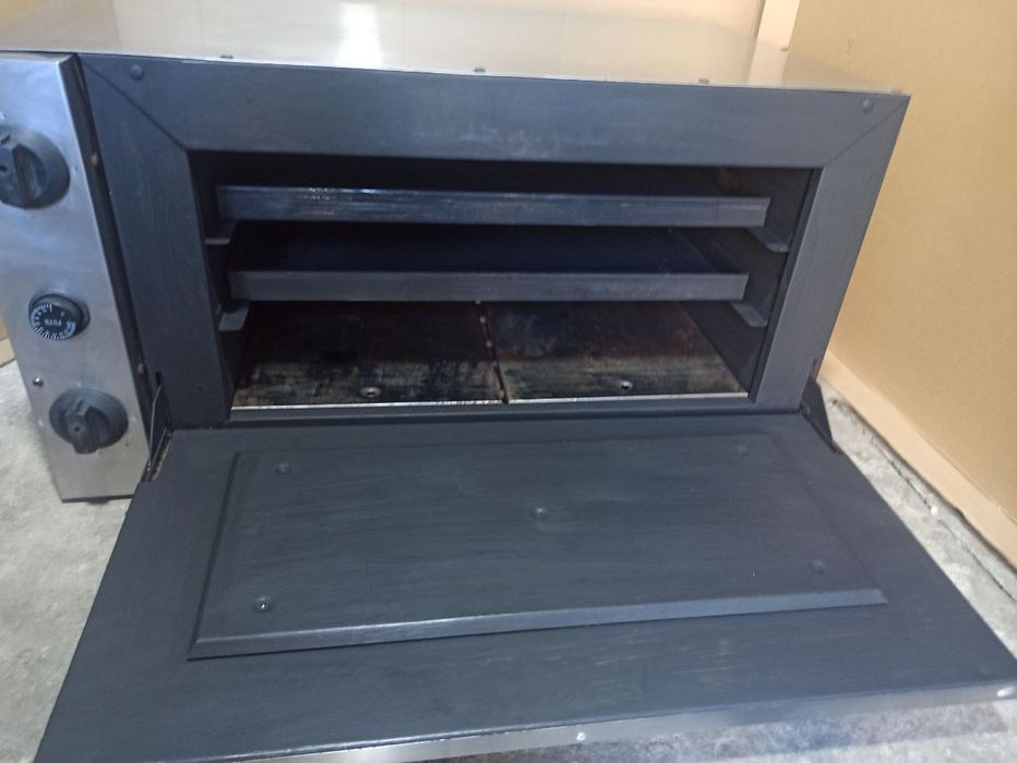 Продам печь для пиццы