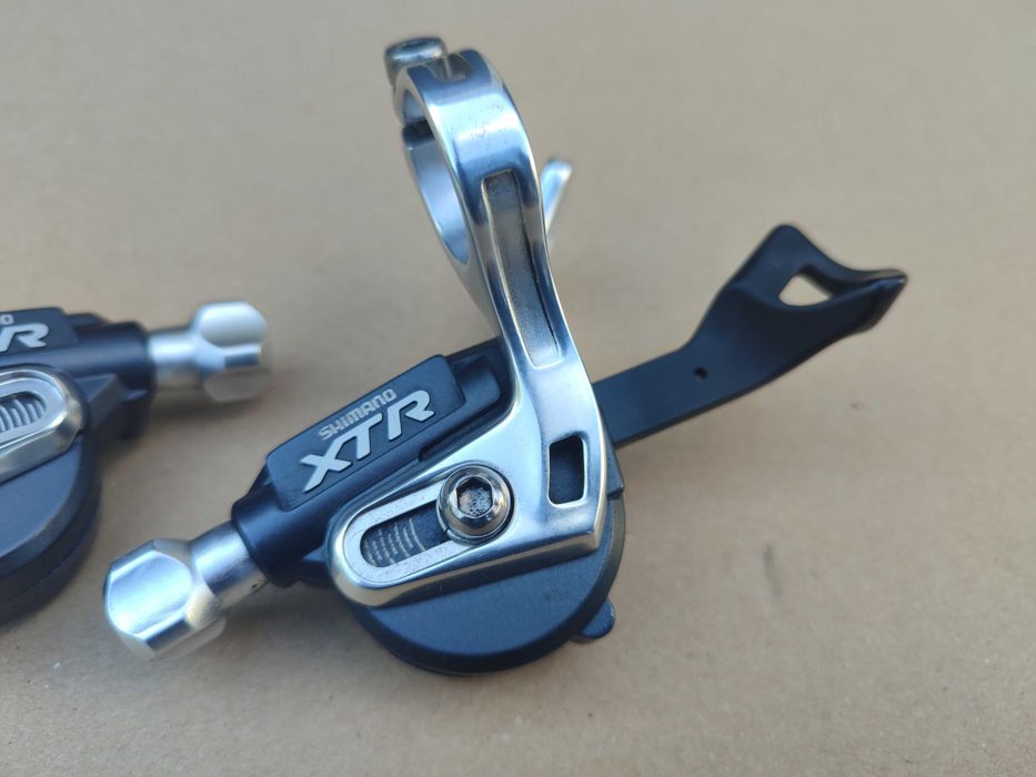Manetki Shimano XTR SL-M970-A 3x9spd.