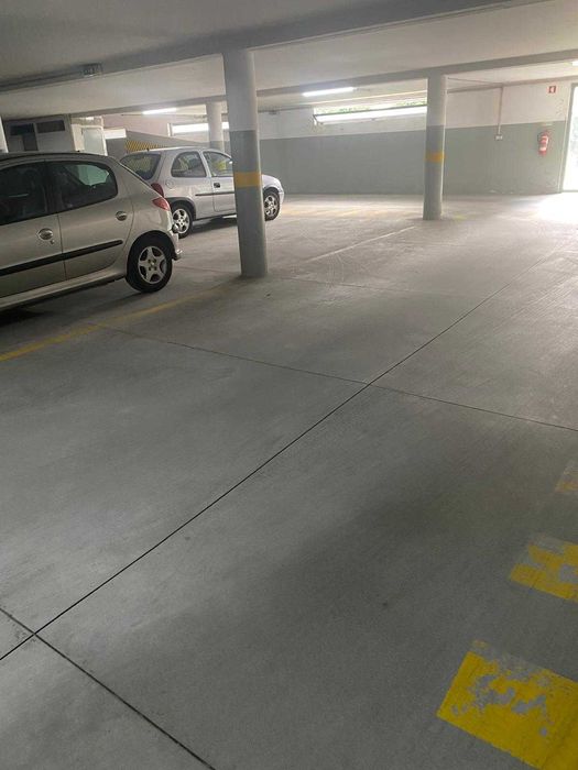 Lugar garagem Porto