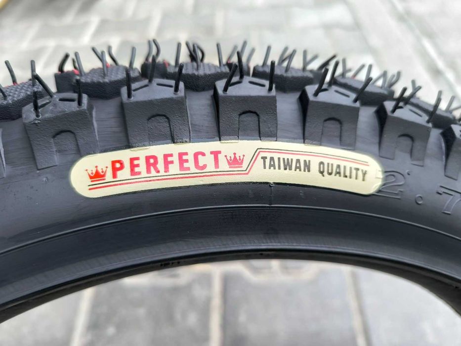 Шина з камерою 2.75-17 SC TYRE Тайвань шипована на мотоцикл