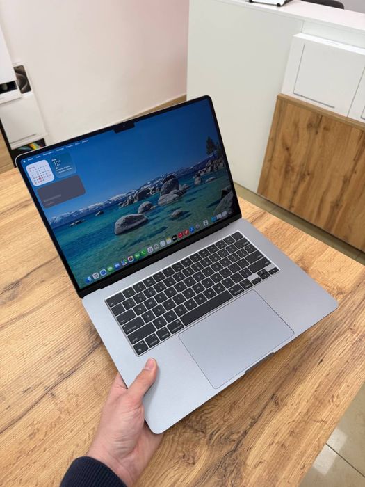 MacBook Air 15”2024(M3) - SpaceGray 16GB/256GB SSD