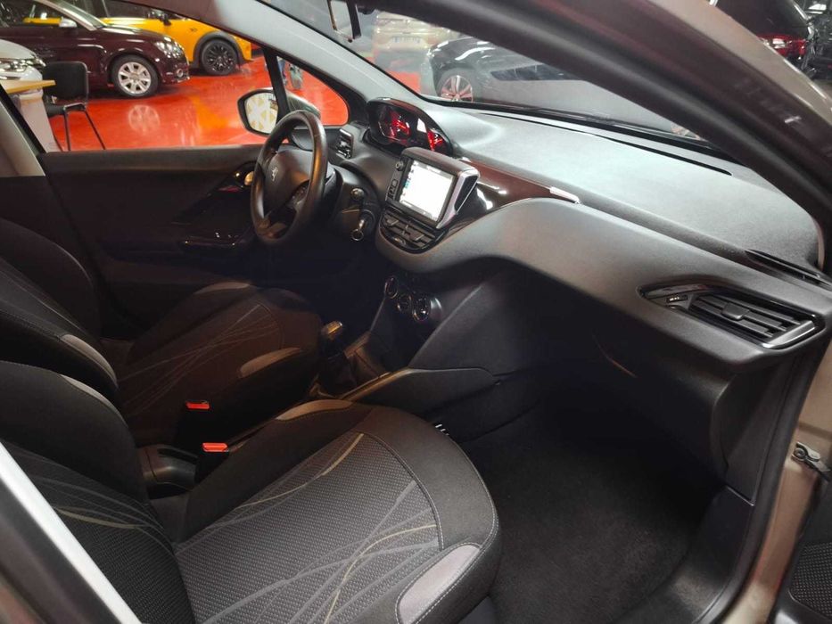 Peugeot 208 1.6 e-HDi Active