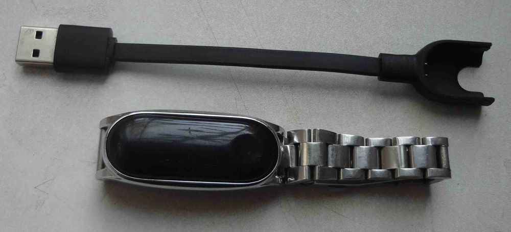 часы Xiaomi Mi Band 3 с металлическим браслетом и зарядкой