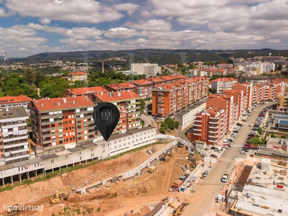 Garagem | Rua Machado de Castro, Coimbra