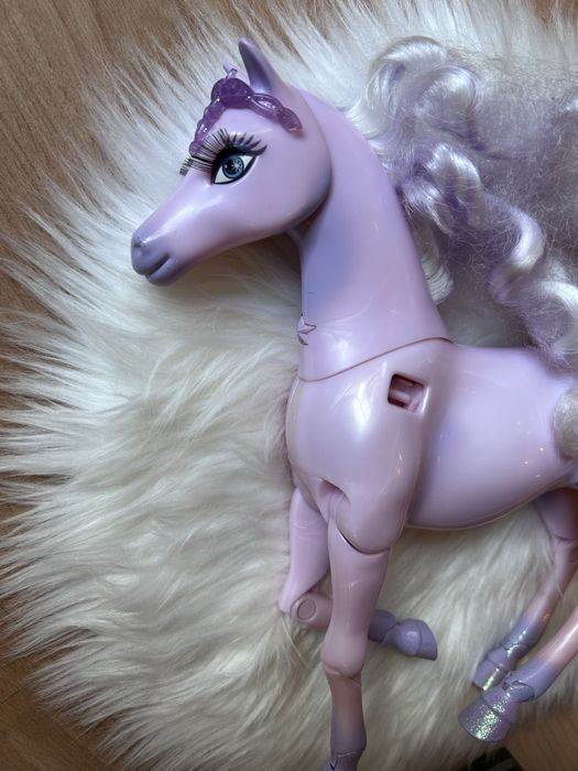 Брієтта Барбі barbie і Чарівний Пегас