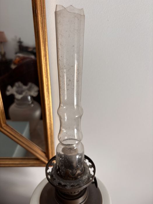 Candeeiro de petroleo pintado