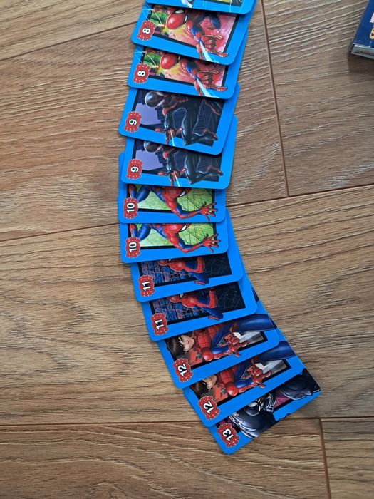 Karty NinjaGo plus Piotruś pan Spiderman