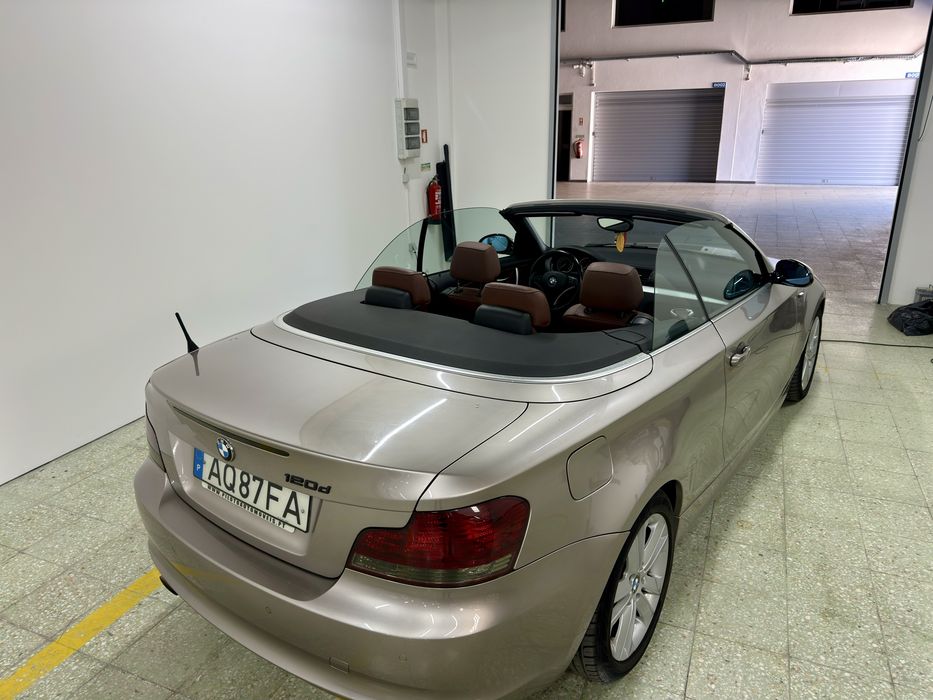 Desde 180€ por Mês Bmw 120d Cabrio / 149.000km / 2008 Diesel / Poss de retoma
