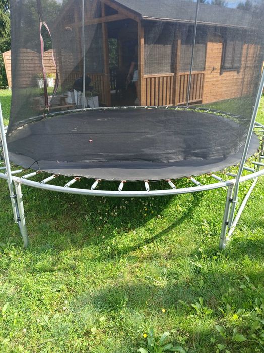 Trampolina ogrodowa