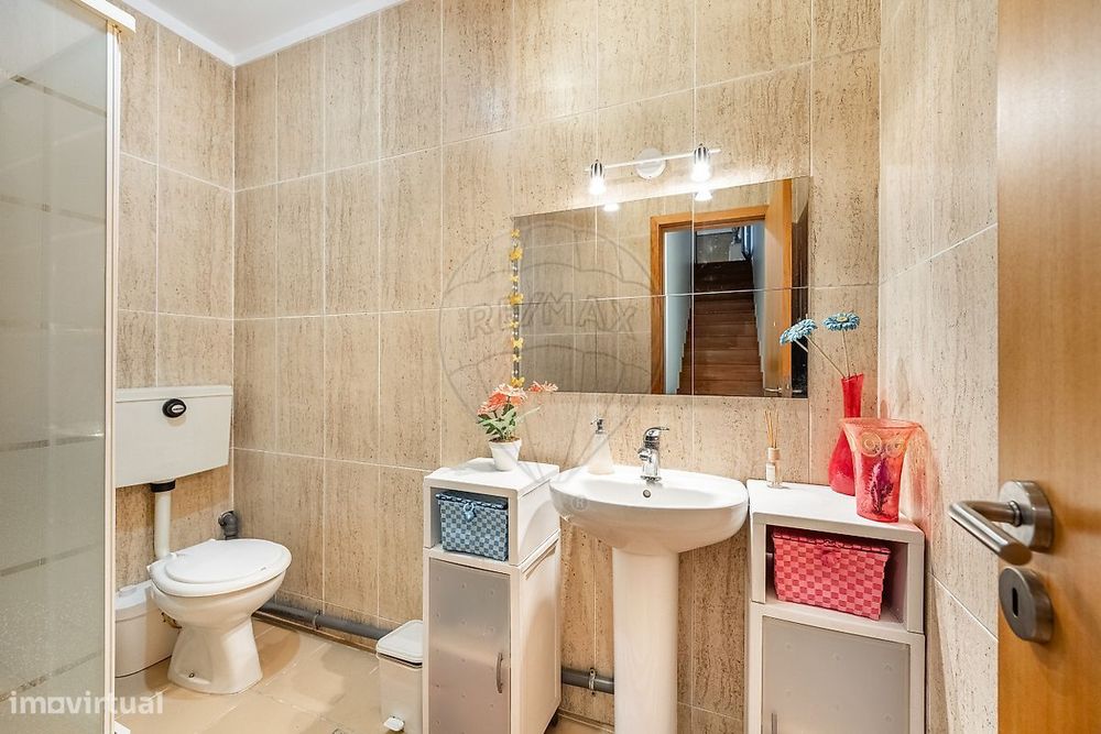 Moradia Gaveto T3 com piscina em Palmeira, Braga!