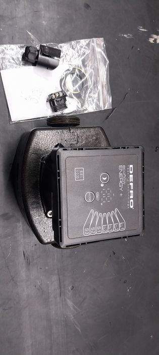 Pompka pompa cyrkulacyjna DEFRO ecoflow energy + CO pieca 100% sprawna